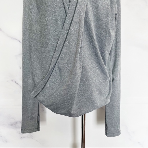 SOLD ZYIA Active Haze Yoga Wrap Hooded Gray Shawl - Picture 8 of 15